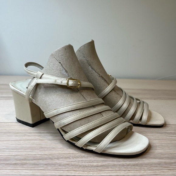 Unlisted Y2K chunky cream strappy block heel - Picture 2 of 7